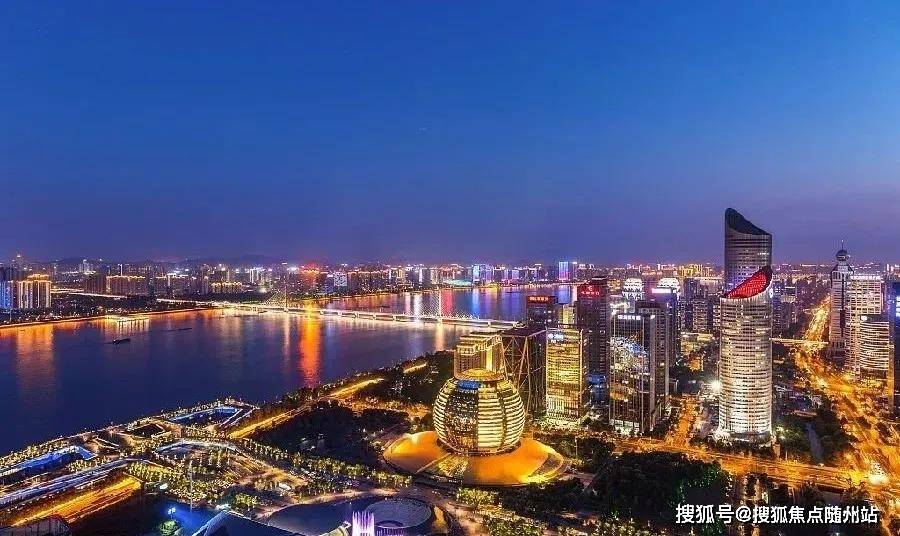 新澳门和香港2025最精准免费,精选解析、专家解析解释与落实-警惕虚假宣传-精选解析、专家解析解释与落实